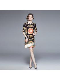 European style luxury Round collar Short sleeve dress 