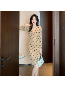 Korean style Elegant V collar Long sleeve dress 