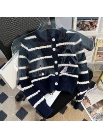Korea style Autumn fashion Stripe Knitting Cardigans 