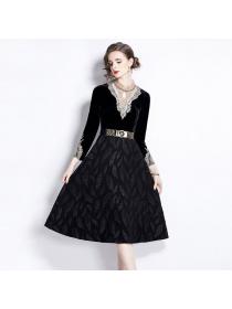 European style Luxury Velvet Long sleeve dress 