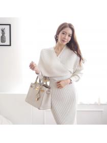 Korea style Sexy V collar Knitting top+Hip-full skirt 