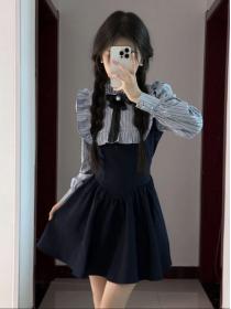 Korea style Autuman New Sweet Stripe Long sleeve dress 