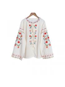 Vintage style Embroidery Lantern sleeve Round collar Blouse 