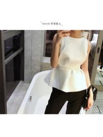  Slimming Waist Ruffled High-Waisted Sleeveless Crop Top