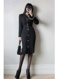 Round-necked knitted cardigan with single-row buttons   Dress