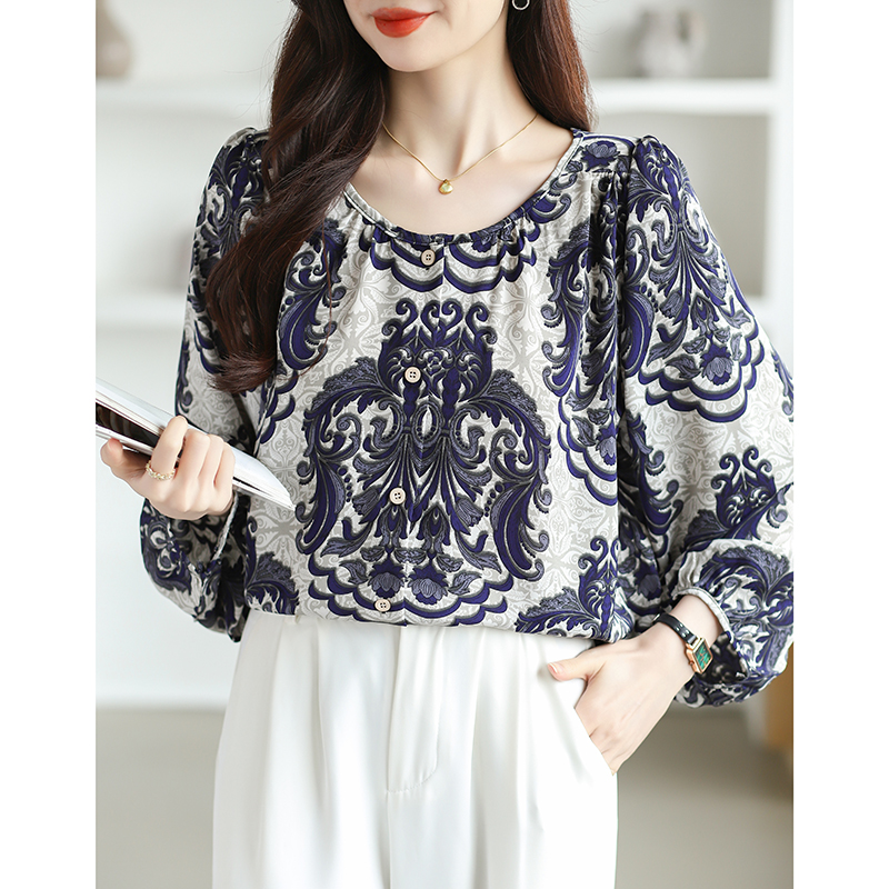 Retro patterns fashion shirt round neck long sleeve tops